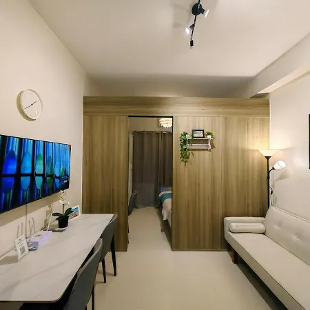 1Br Condotel With Balcony At Fame Residences #Fm52-1